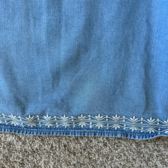 J Jill Denim-Boho Denim top with Cream Embroidery on Sleeves and waist. Cowgirl - Picture 8 of 8